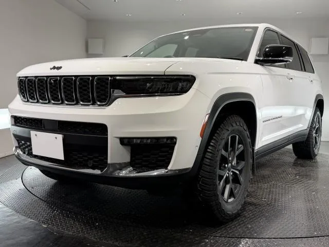 Chrysler Jeep JEEP GRAND CHEROKEE L LIMITED 2022 — фото 1, купить с доставкой в Москву