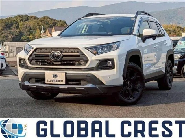 Toyota RAV4 2022 — фото 1, купить с доставкой в Москву