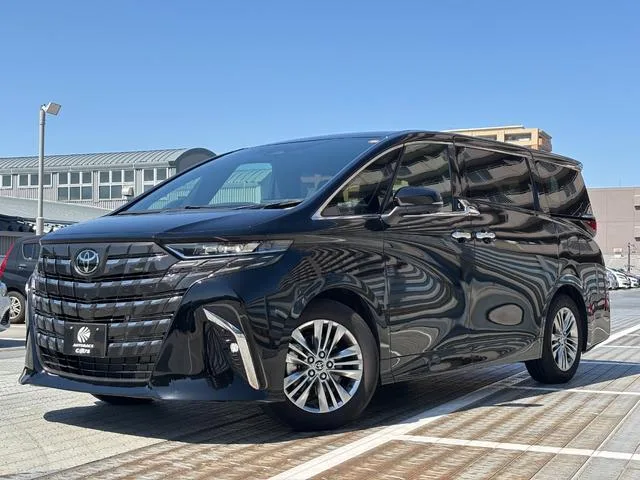Toyota ALPHARD Z 2025 — фото 1, купить с доставкой в Москву