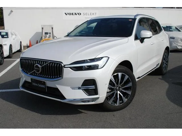 Volvo XC60 ULTRA B5 AWD 2025 — фото 1, купить с доставкой в Москву