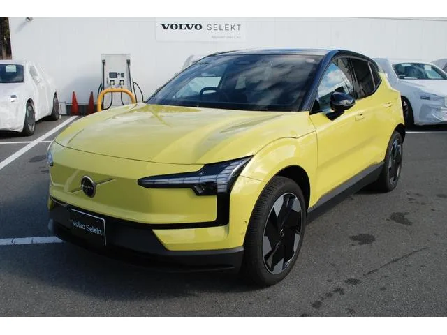 Volvo EX30 ULTRA SINGLE MOTOR EXTENDED RANGE 2025 — фото 1, купить с доставкой в Москву
