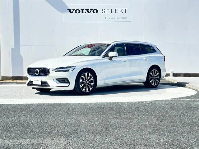 Volvo V60 ULTIMATE B4 2023 — фото 1, купить с доставкой в Москву