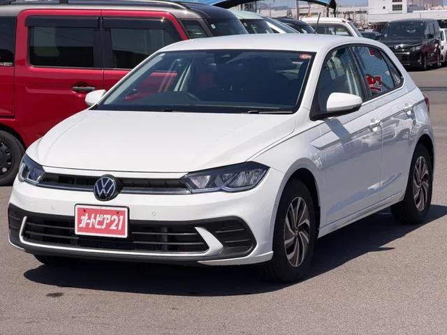 Volkswagen POLO TSI ACTIVE 2024 — фото 1, купить с доставкой в Москву