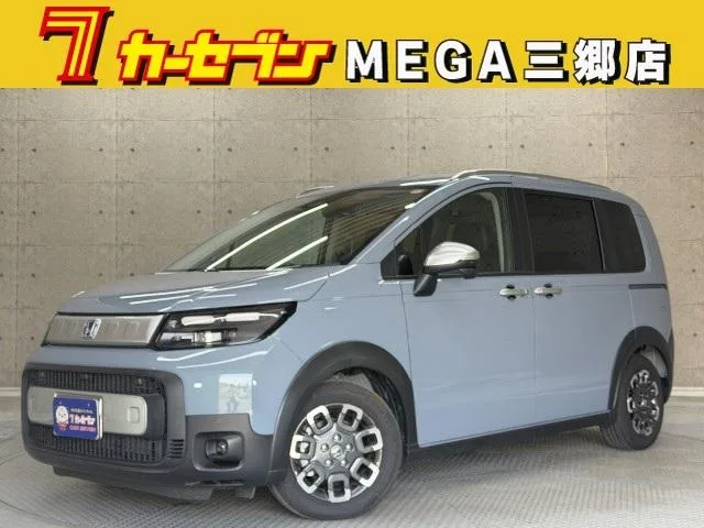 Honda FREED E:HEV CROSSTAR 2025 — фото 1, купить с доставкой в Москву
