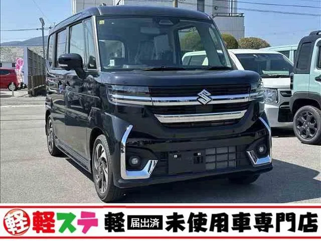 Suzuki SPACIA CUSTOM HYBRID XS 2023 — фото 1, купить с доставкой в Москву