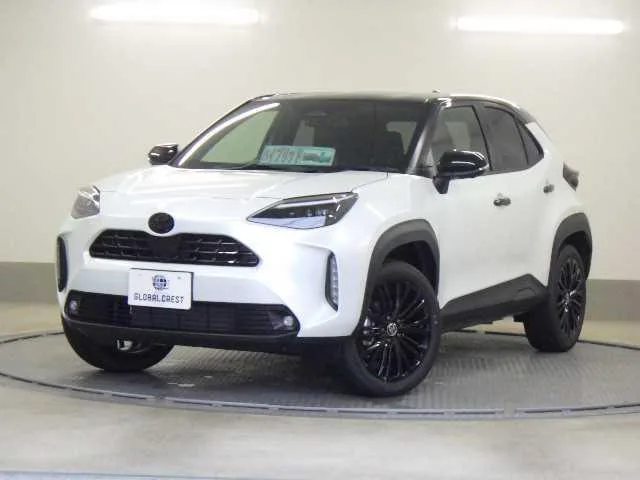 Toyota YARIS CROSS HYBRID Z URBANO 2025 — фото 1, купить с доставкой в Москву