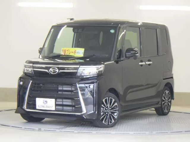 Daihatsu TANTO CUSTOM RS 2024 — фото 1, купить с доставкой в Москву