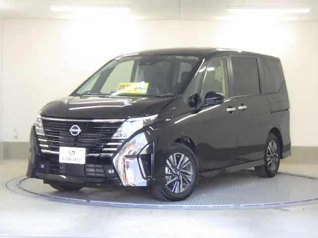 Nissan SERENA HIGHWAY STAR V 2025 — фото 1, купить с доставкой в Москву