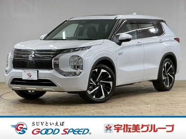 Mitsubishi OUTLANDER PHEV P 2022 — фото 1, купить с доставкой в Москву