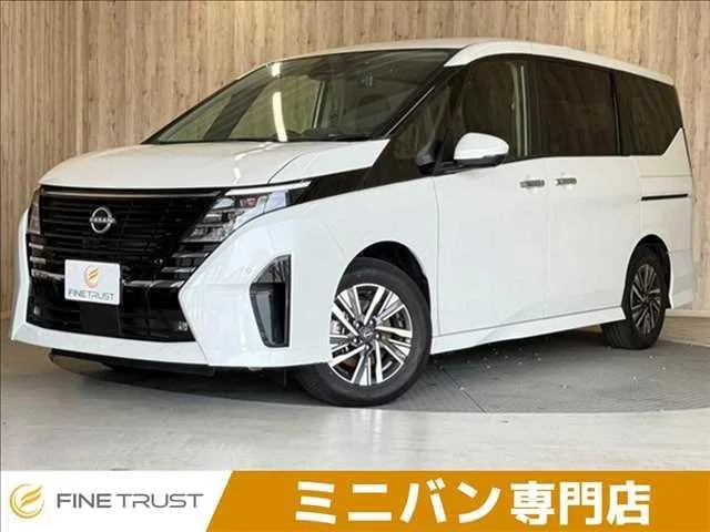 Nissan SERENA HIGHWAY STAR V 2023 — фото 1, купить с доставкой в Москву