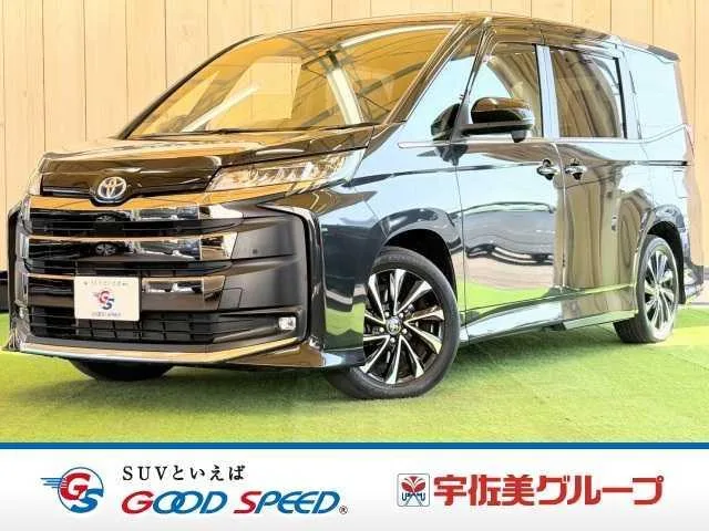 Toyota NOAH HYBRID S-Z 2022 — фото 1, купить с доставкой в Москву