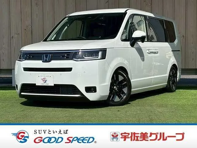 Honda STEPWAGON E:HEV AIR 2023 — фото 1, купить с доставкой в Москву