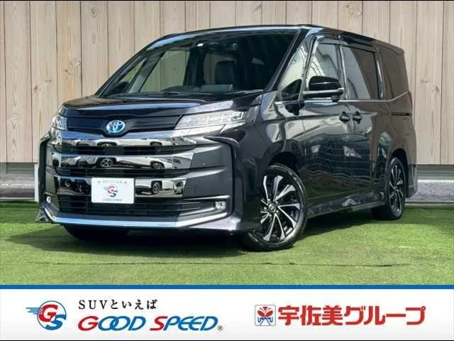 Toyota NOAH HYBRID S-Z 2023 — фото 1, купить с доставкой в Москву
