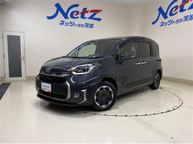 Toyota SIENTA HYBRID Z 2023 — фото 1, купить с доставкой в Москву