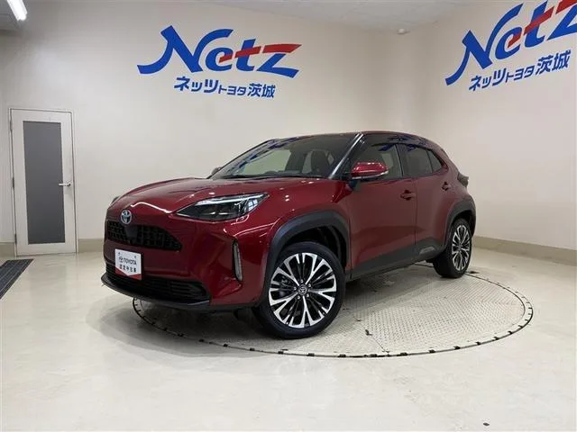 Toyota YARIS CROSS HYBRID Z 2023 — фото 1, купить с доставкой в Москву