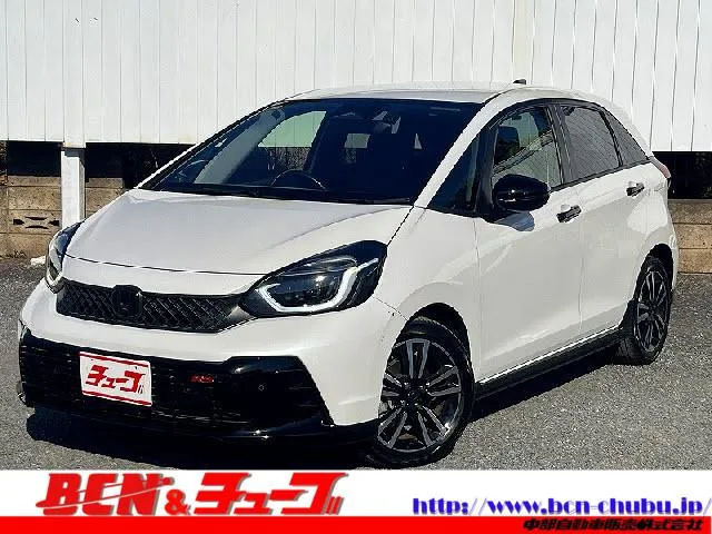 Honda FIT E:HEV RS 2022 — фото 1, купить с доставкой в Москву