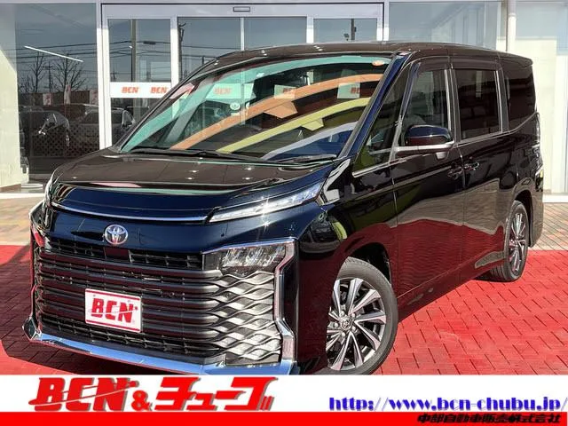 Toyota VOXY S-Z 2023 — фото 1, купить с доставкой в Москву