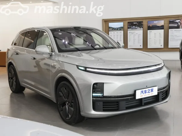 Li Xiang L7 2025 — фото 1, купить с доставкой в Москву