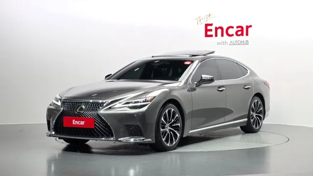 Lexus LS 2023 — фото 1, купить с доставкой в Москву