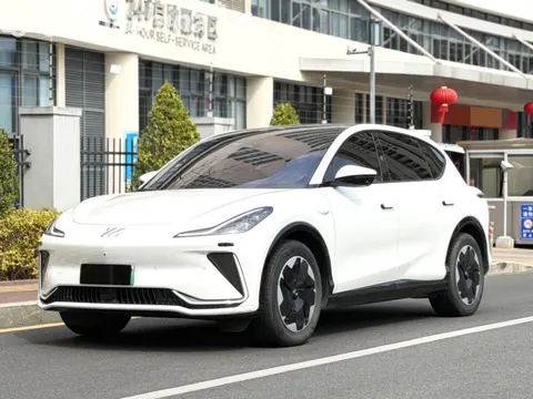 IM Motors (Zhiji) LS7 2023 купить в Москве