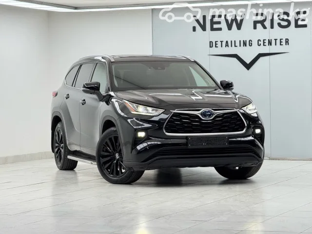 Toyota Highlander 2023 — фото 1, купить с доставкой в Москву