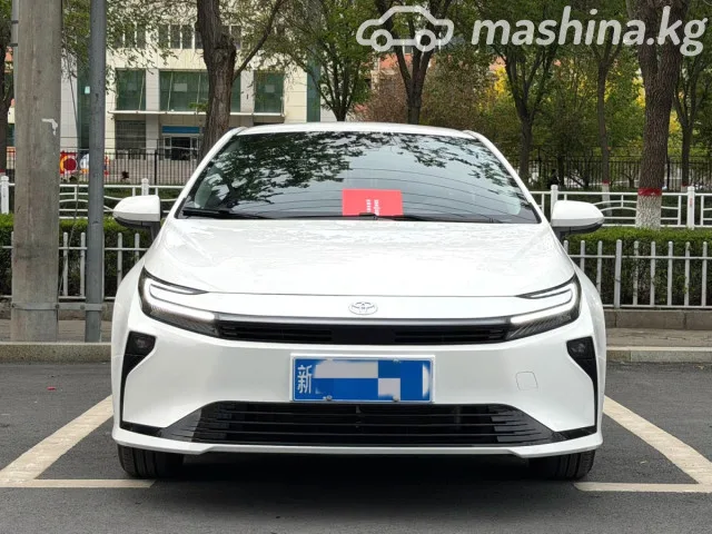 Toyota CorollaCross 2026 — фото 1, купить с доставкой в Москву