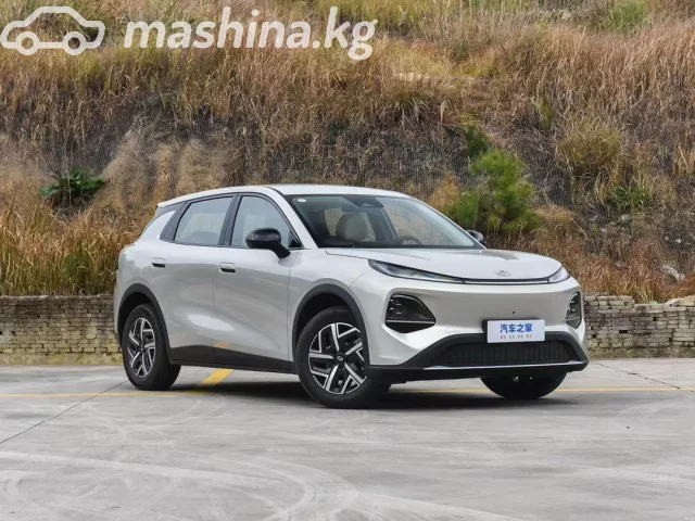 Changan Qiyuan Q05 2026 — фото 1, купить с доставкой в Москву