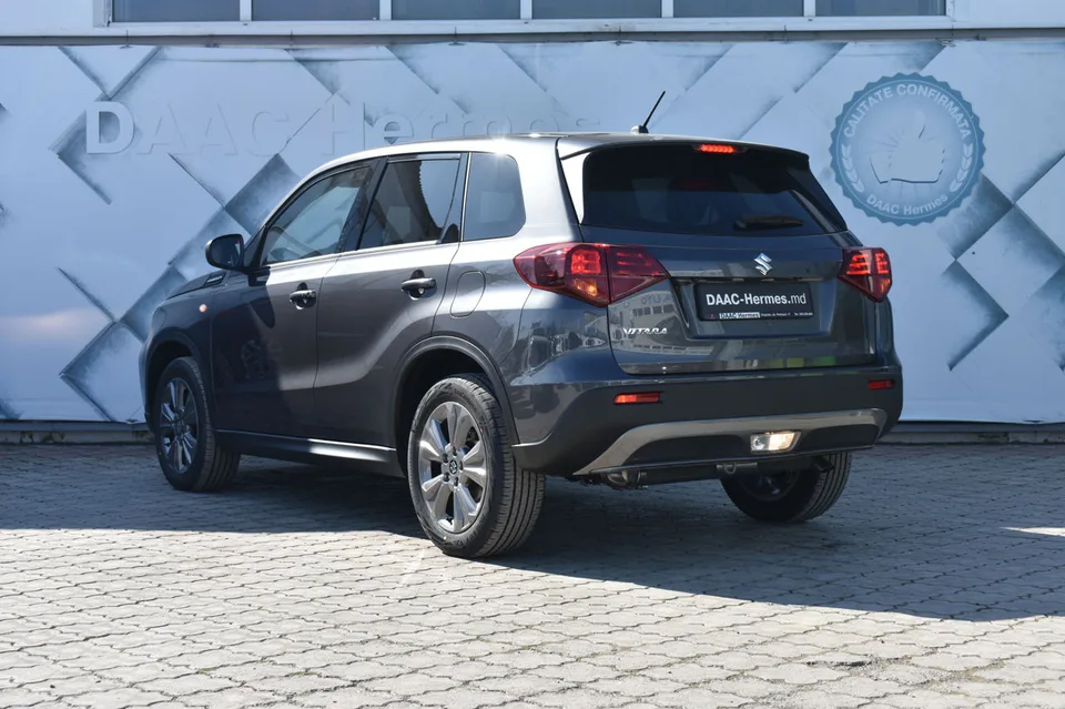Suzuki Vitara 2025 — фото 1, купить с доставкой в Москву