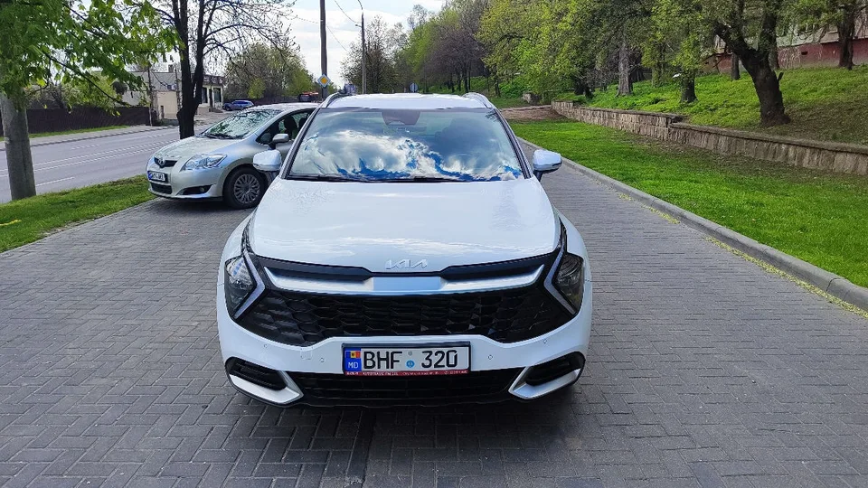 Kia Sportage 2022 — фото 1, купить с доставкой в Москву