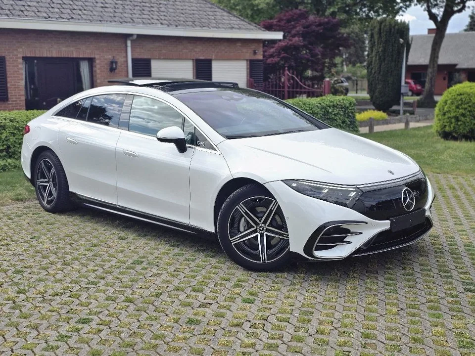 Mercedes-Benz EQS 2023 — фото 1, купить с доставкой в Москву