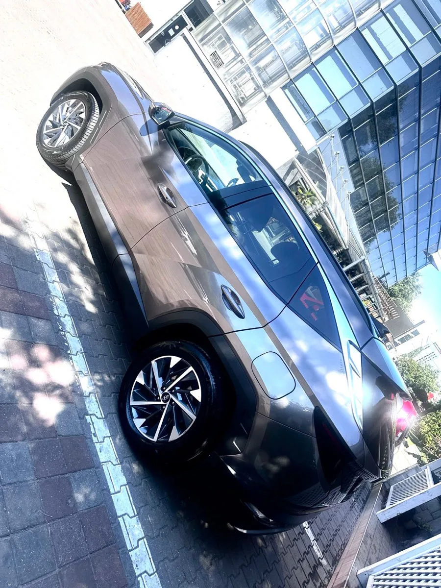 Hyundai Tucson 2022 — фото 1, купить с доставкой в Москву