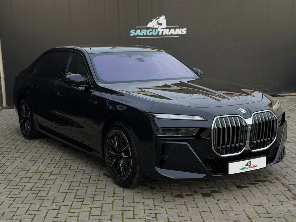 BMW 7 Series 2025 — фото 1, купить с доставкой в Москву