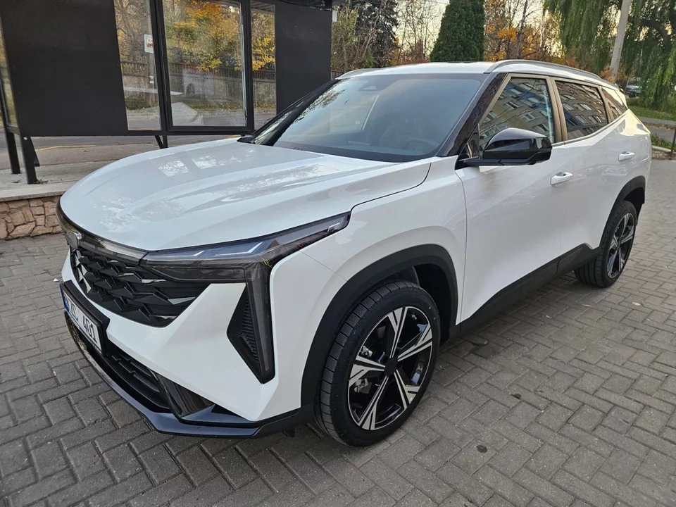 Geely Cityray 2025 — фото 1, купить с доставкой в Москву