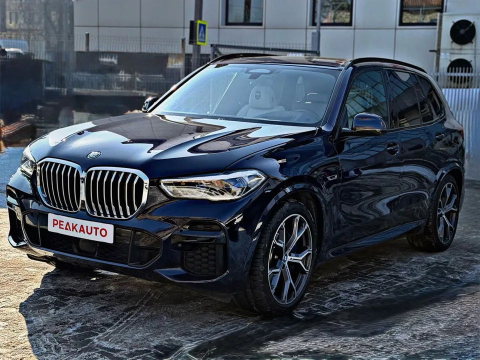 BMW X5 2023 — фото 1, купить с доставкой в Москву