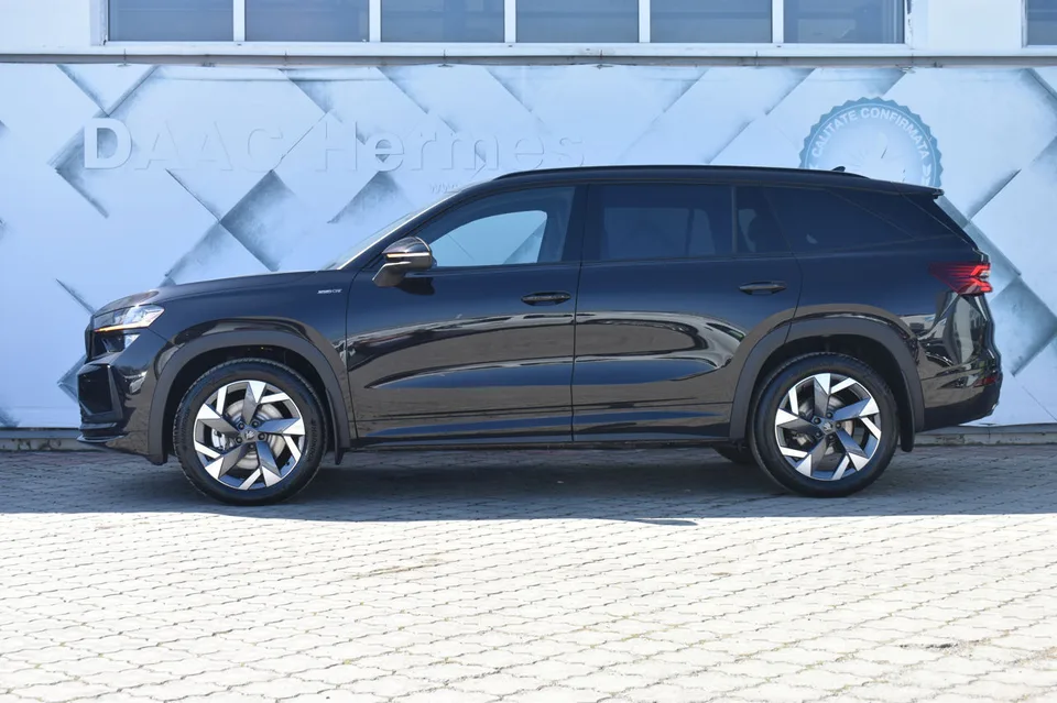 Skoda Kodiaq 2026 — фото 1, купить с доставкой в Москву