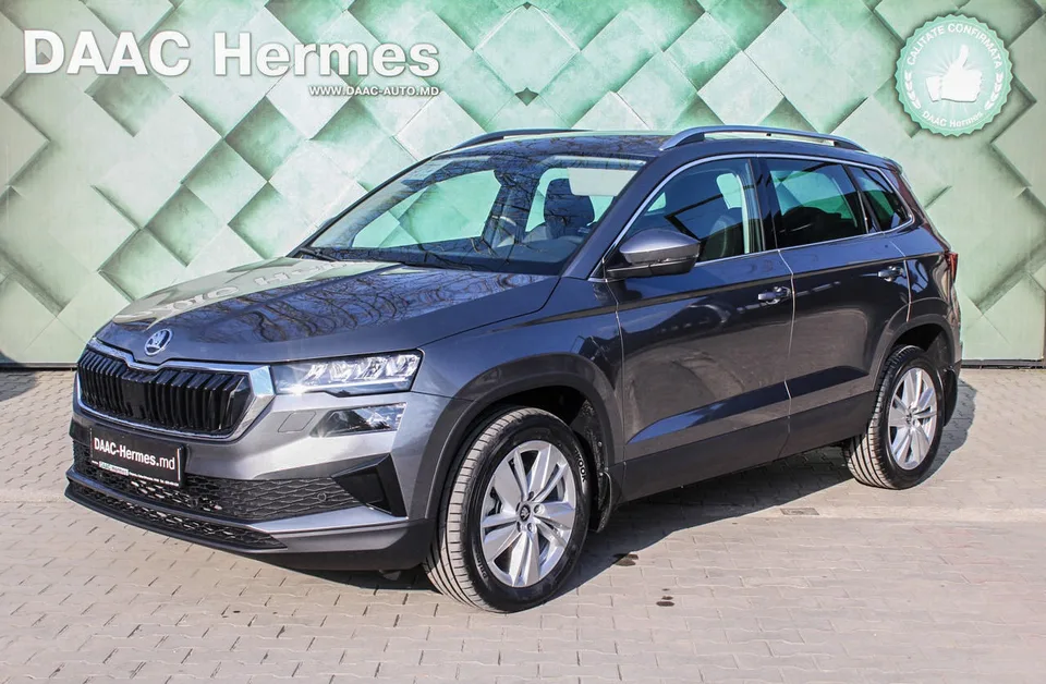 Skoda Karoq 2026 — фото 1, купить с доставкой в Москву