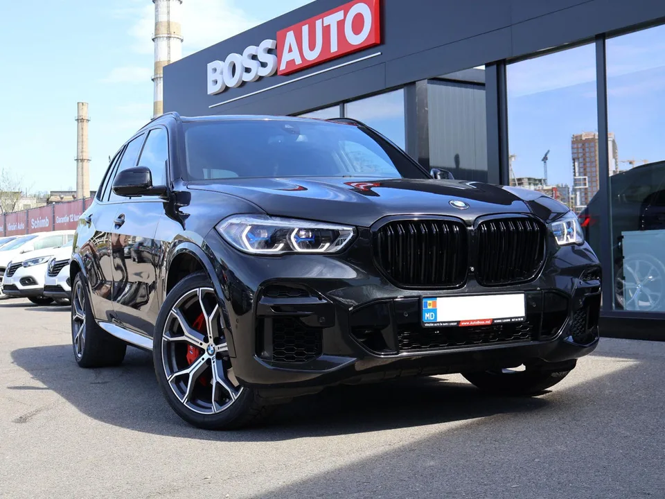 BMW X5 2022 — фото 1, купить с доставкой в Москву