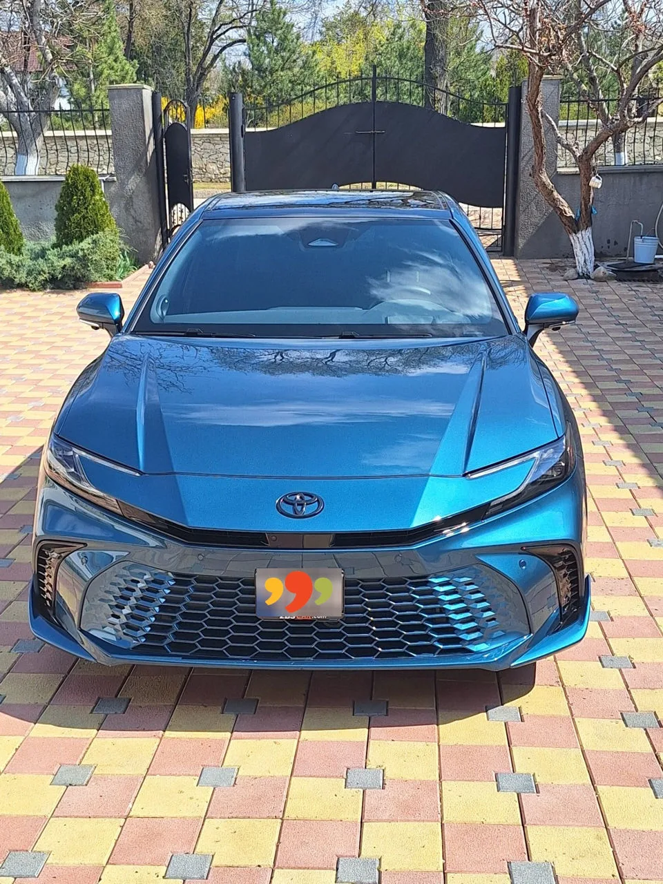 Toyota Camry 2025 — фото 1, купить с доставкой в Москву