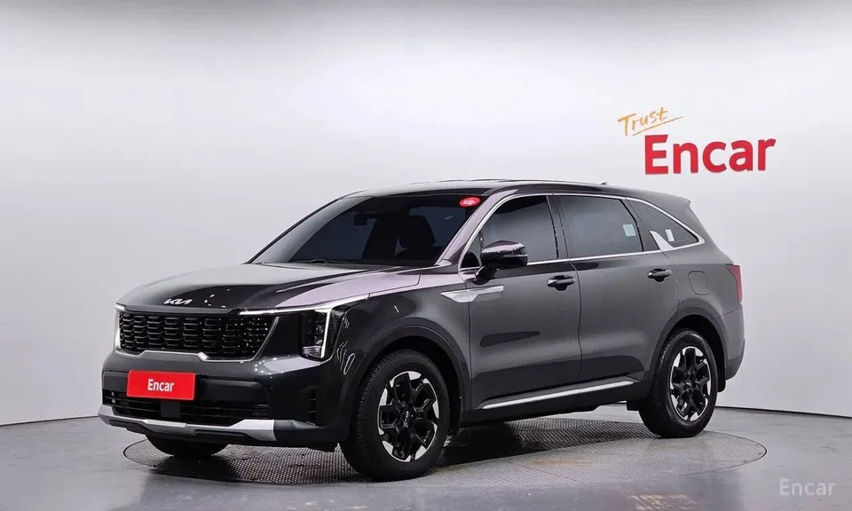 Kia Sorento 2023 — фото 1, купить с доставкой в Москву