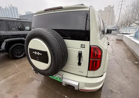 BYD Leopard 5 2025 Moskvada sotib oling