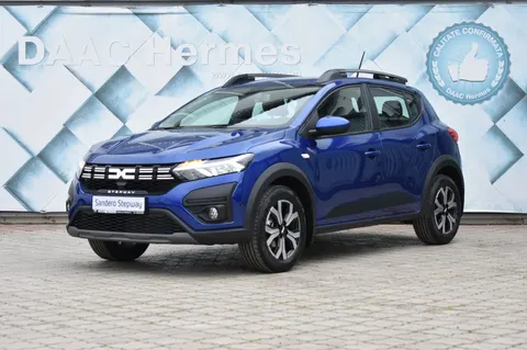 Dacia Sandero Stepway 2024 Moskvada sotib oling