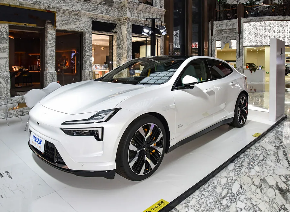 Polestar 4 2024 — фото 1, купить с доставкой в Москву