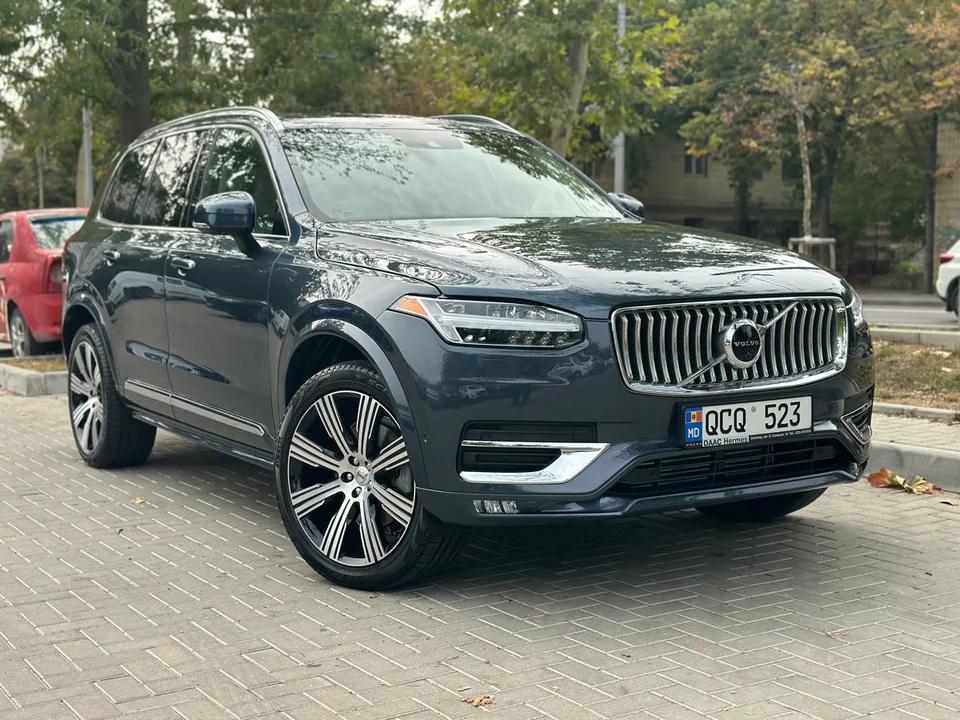 Volvo XC90 2022 — фото 1, купить с доставкой в Москву