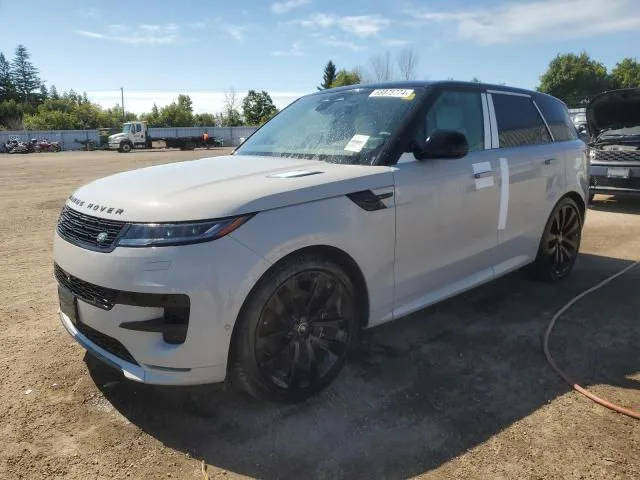 Land Rover Range Rover Sport 2024 — фото 1, купить с доставкой в Москву