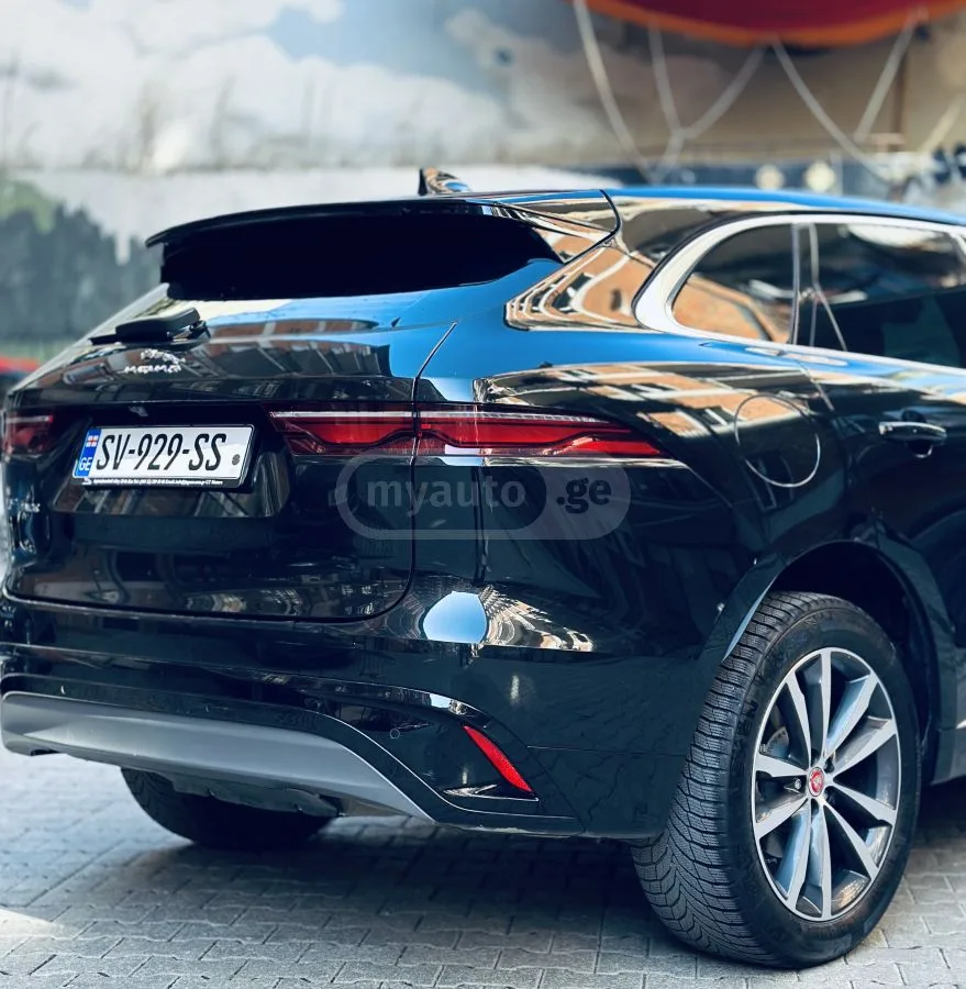 Jaguar F-Pace 2023 — миниатюра 3