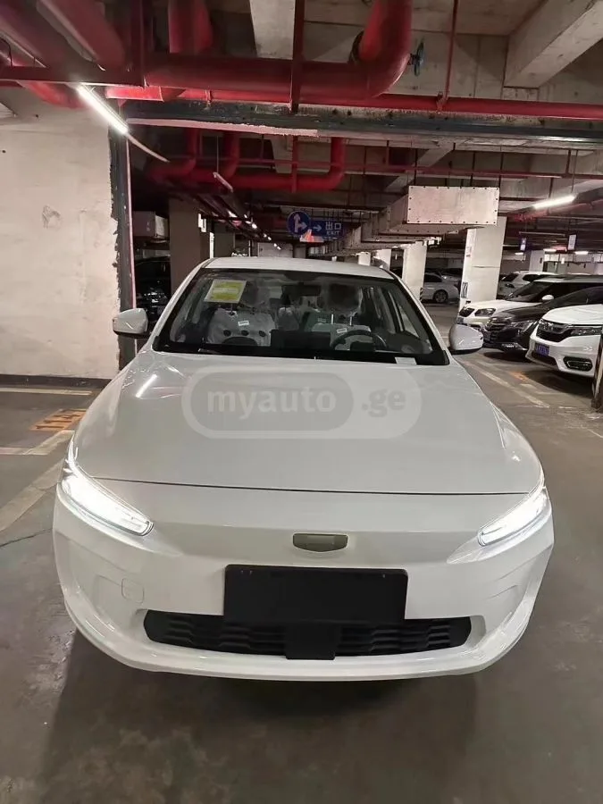 Geely Geometry C 2023 — миниатюра 5
