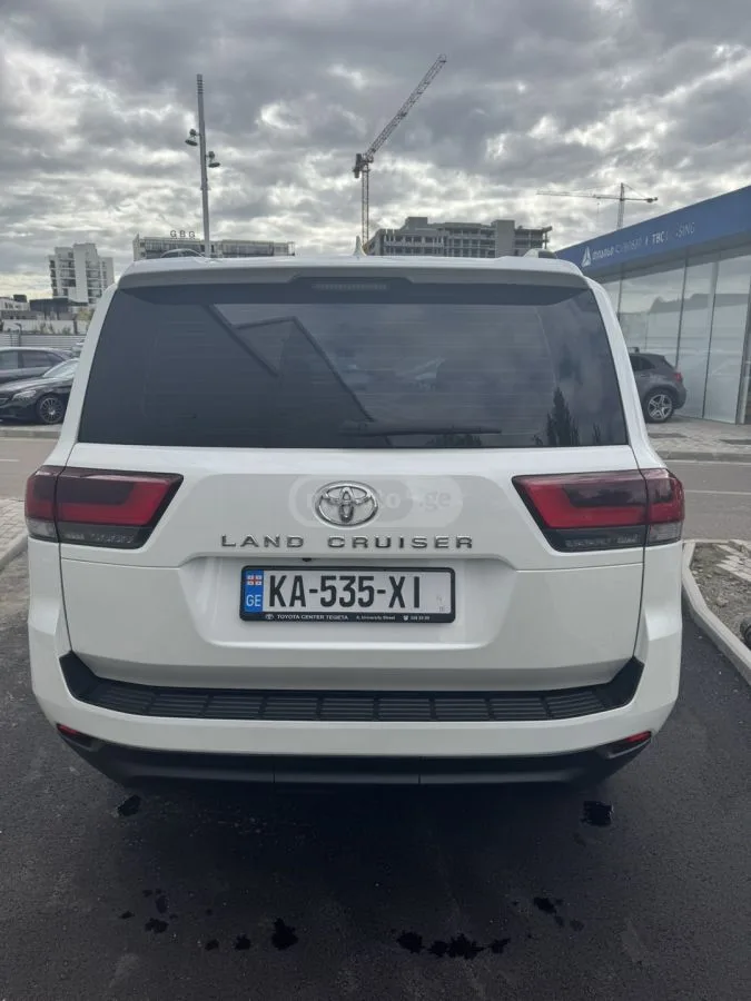 Toyota Land Cruiser 2023 — миниатюра 5