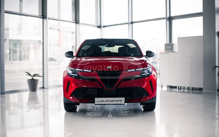 Alfa Romeo Junior 2026 — миниатюра 2