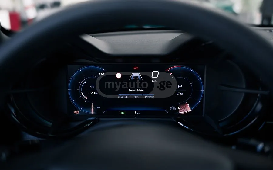 Alfa Romeo Junior 2025 — миниатюра 4