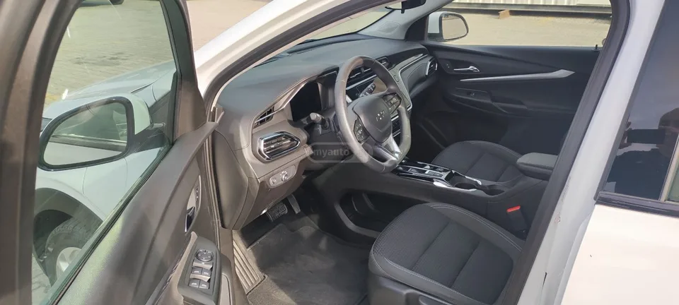Chevrolet Bolt EV LT Front-Wheel Drive Automatic 2023 — миниатюра 5